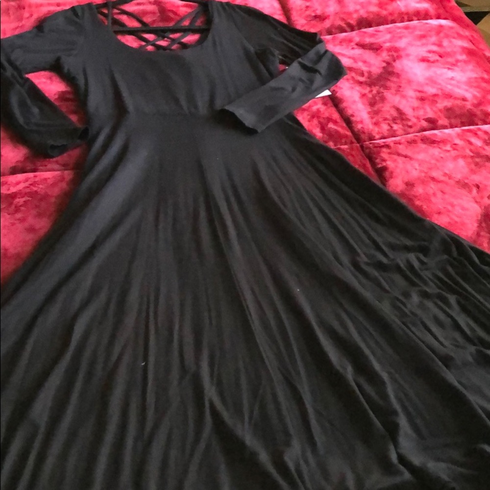 NWT Paisley Raye Rose dress